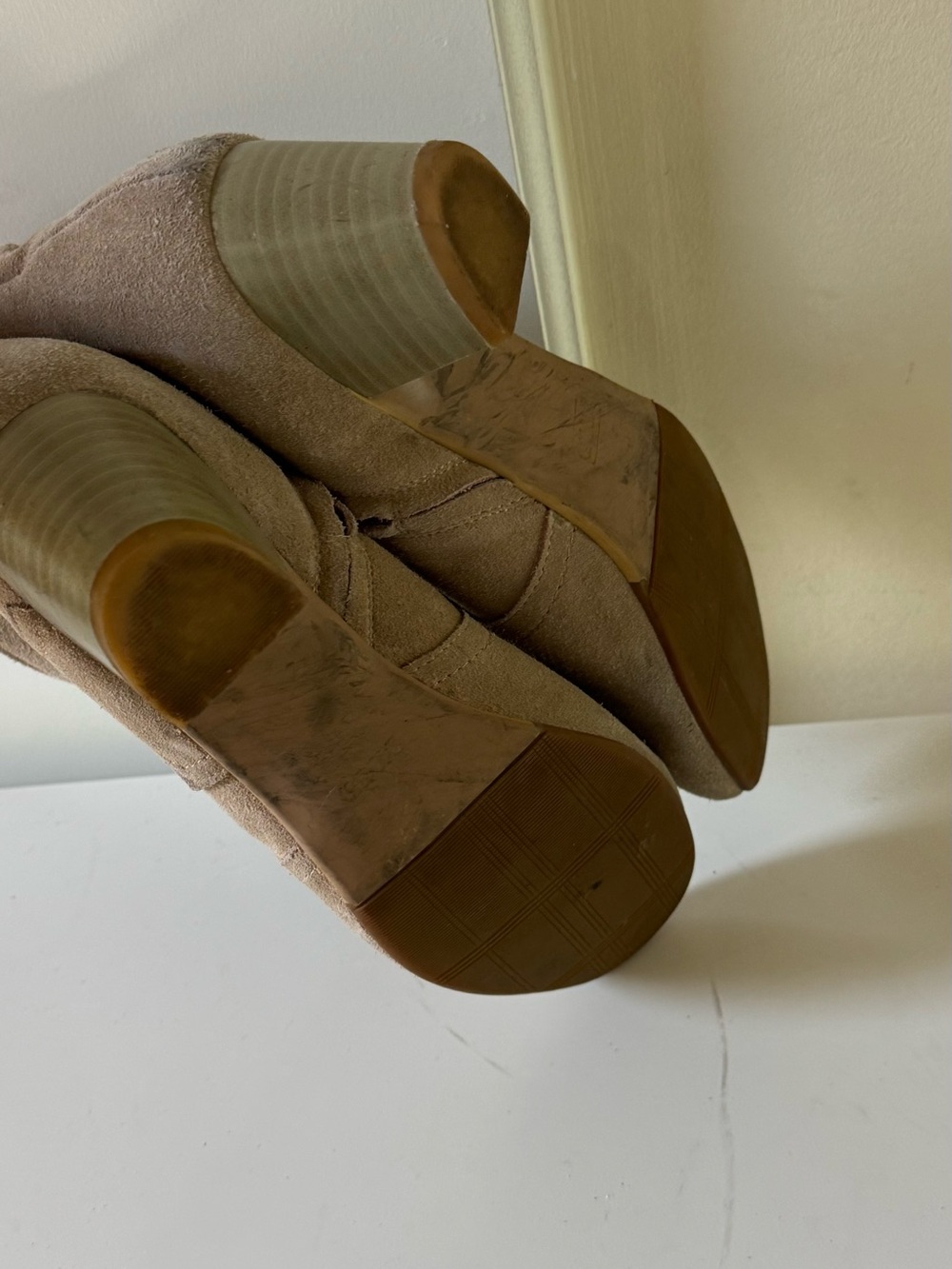 Aldo Taupe Suede Ankle Booties Size 7 - Picture 3 of 4